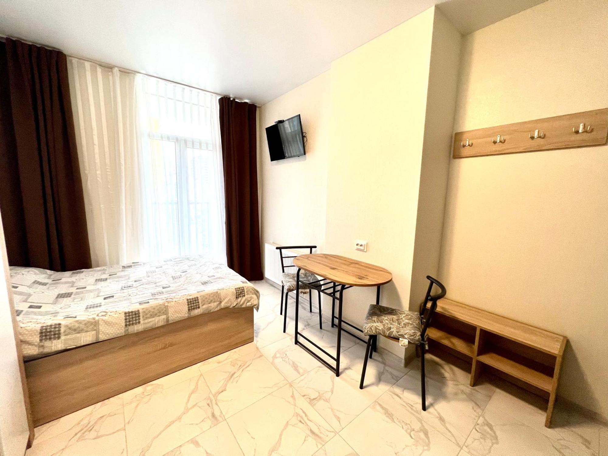 Osapart Hotel In A Complex Semycvit 2 リヴィウ エクステリア 写真